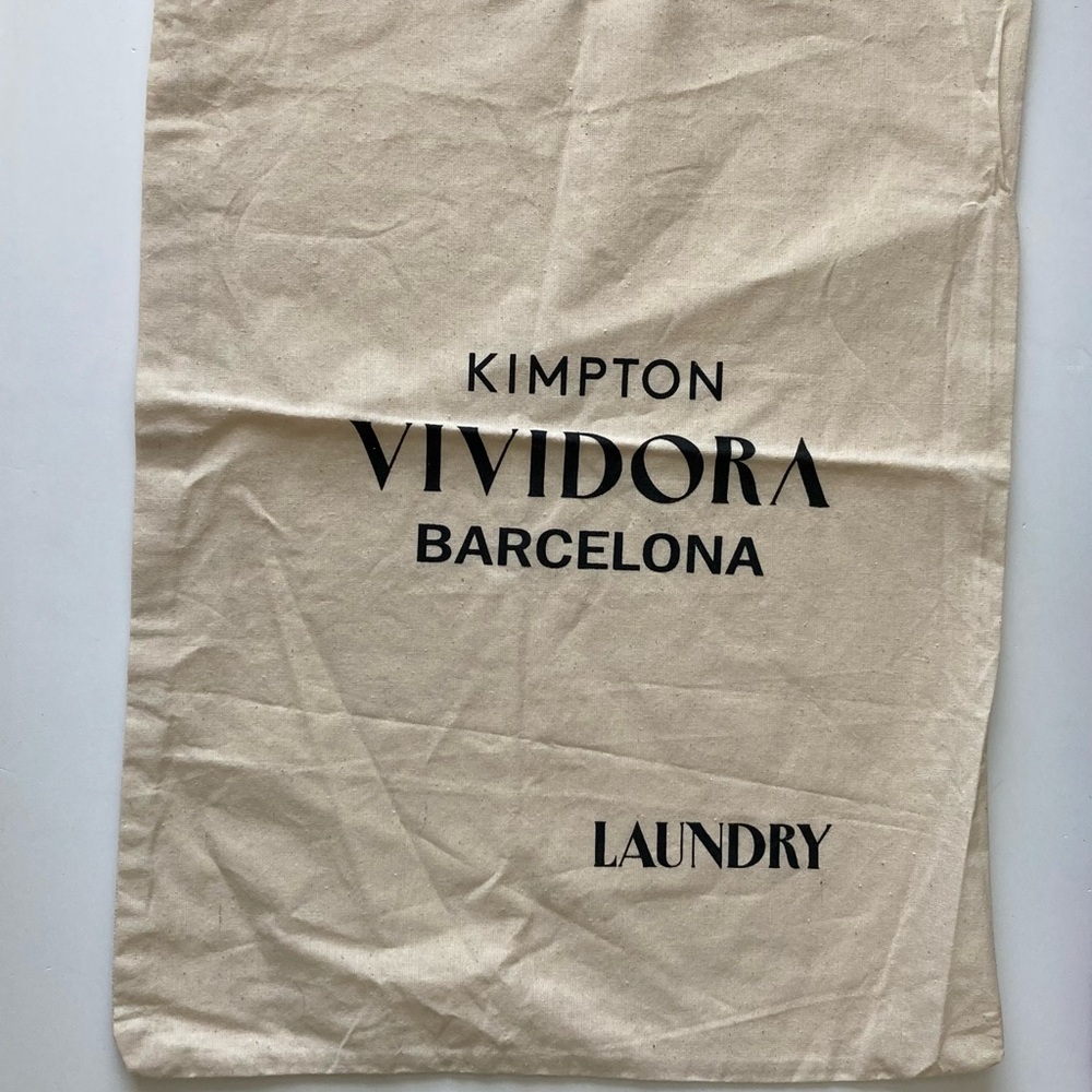 Kimpton Barcelona Hotel Laundry Bag Beige Vividora